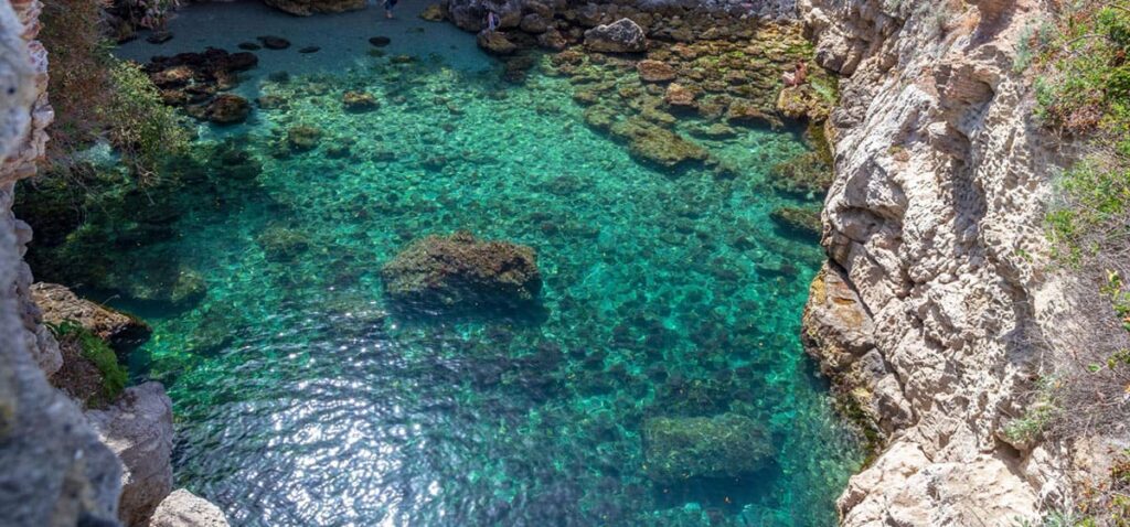 Bagni della Regina Giovanna mare